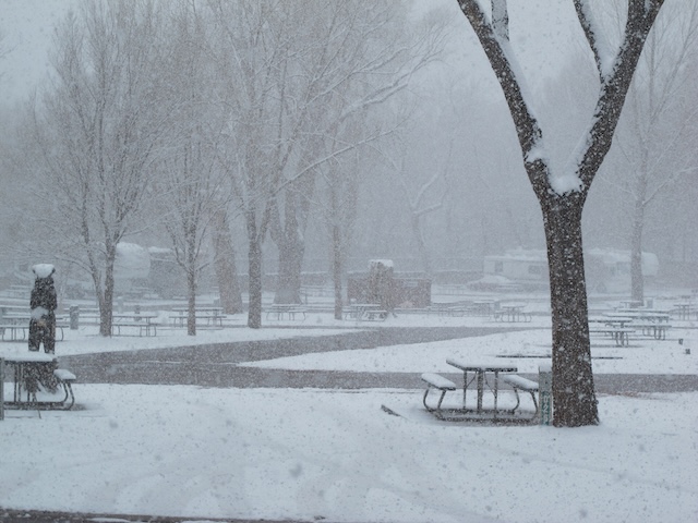 SNOW IN THE SPRINGS!! - Our Home Has 6 Wheels